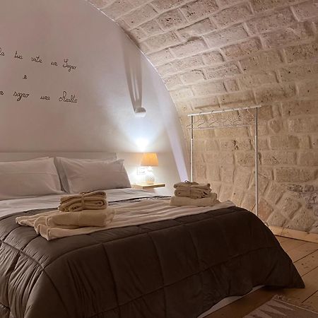 Epoca Suite House Trani Exterior photo