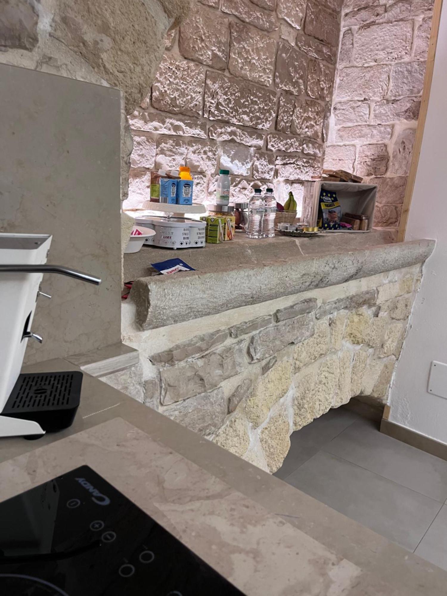 Epoca Suite House Trani Exterior photo