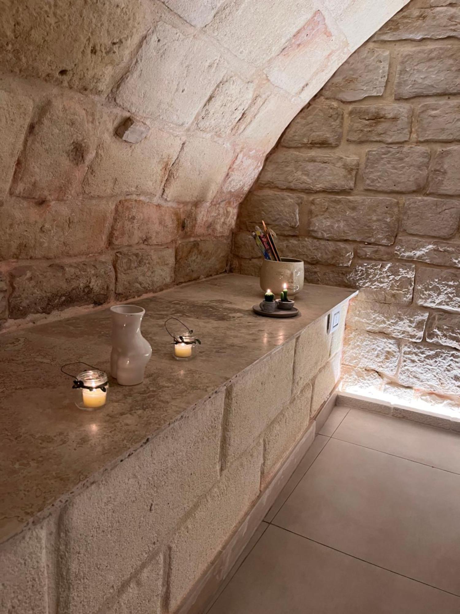 Epoca Suite House Trani Exterior photo