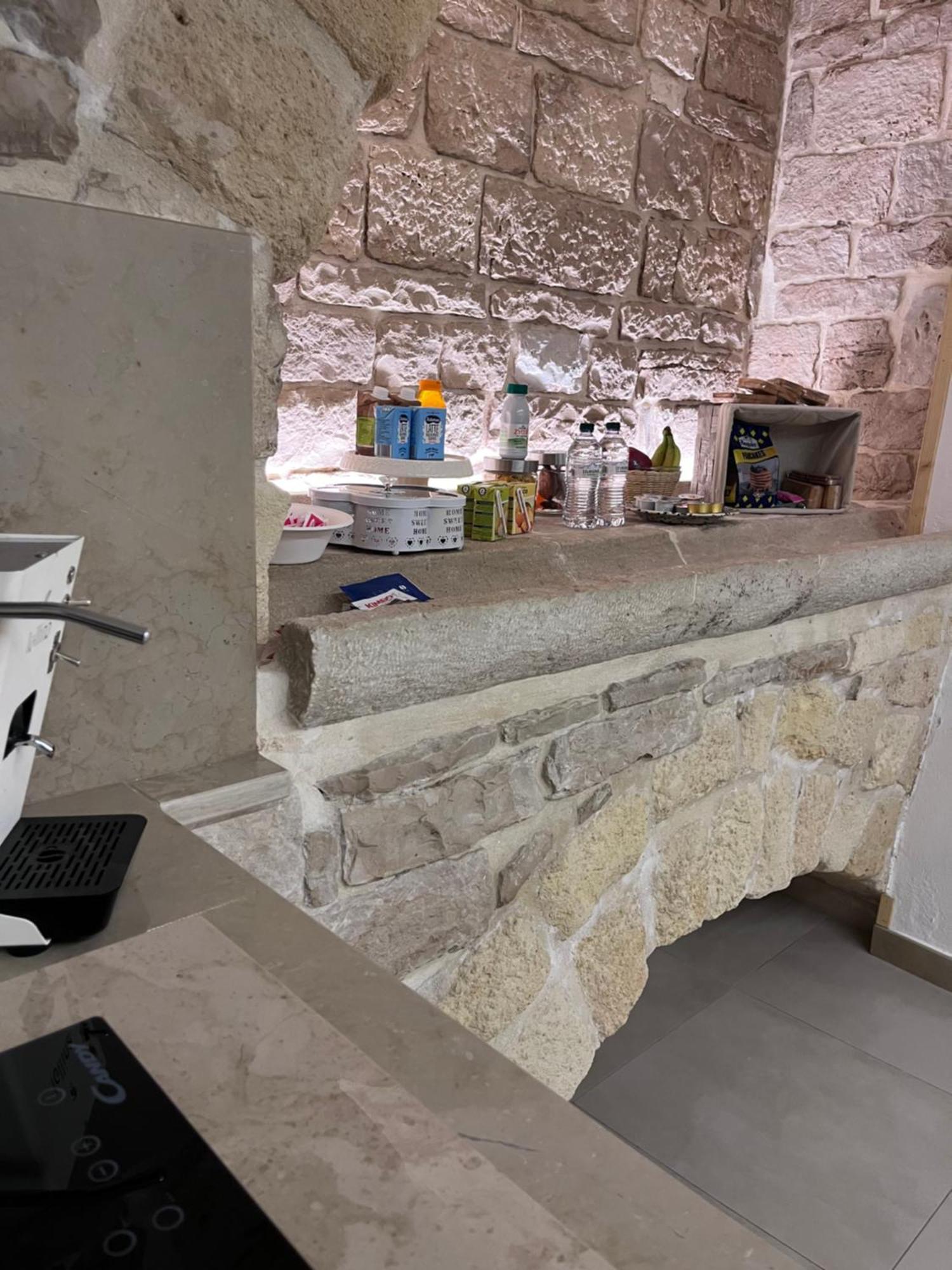Epoca Suite House Trani Exterior photo